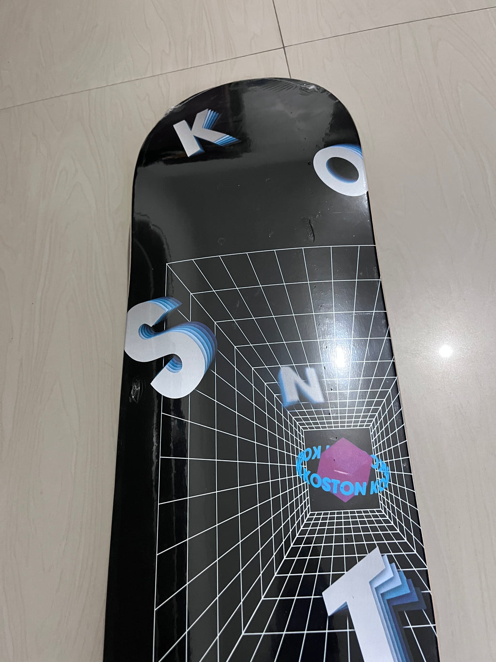 Koston “void” graphic