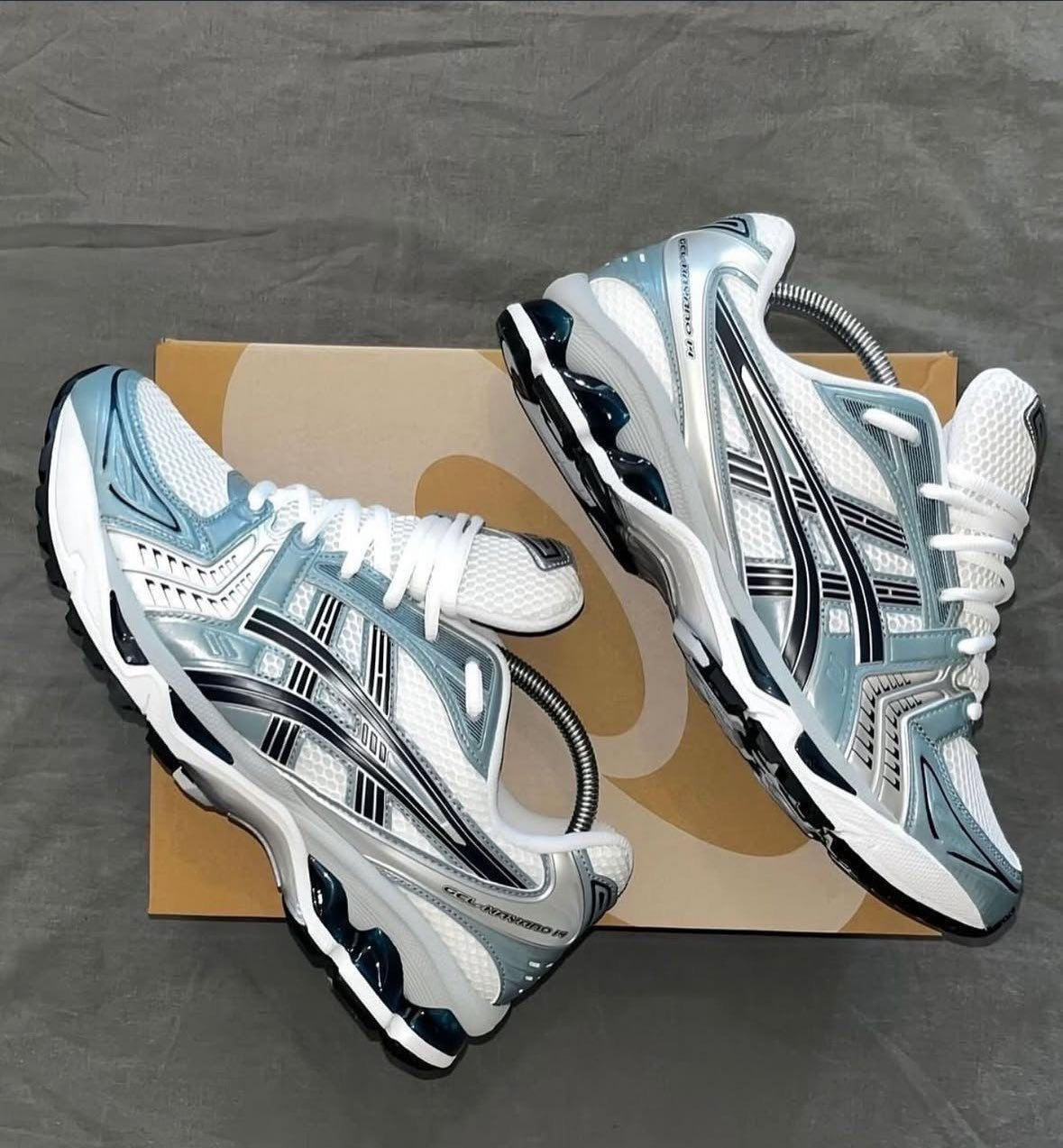 ASICS Gel-Kayano 14
"White Fjord Grey"