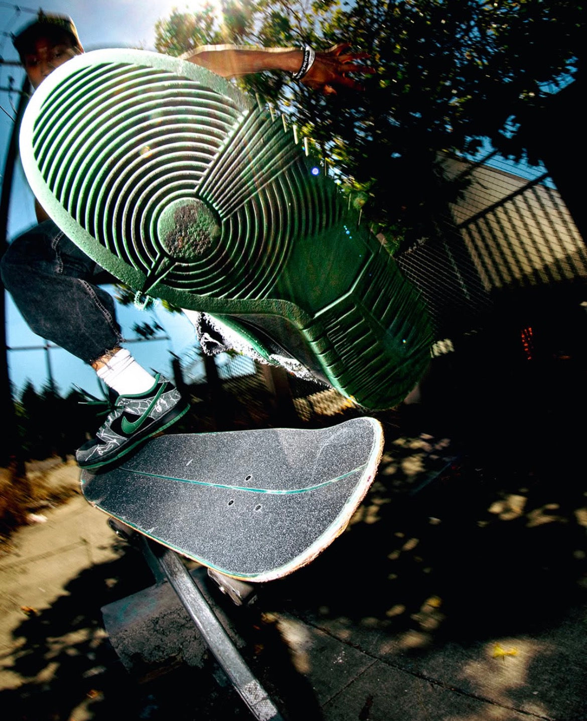 Nike sb x there skateboards dunk low