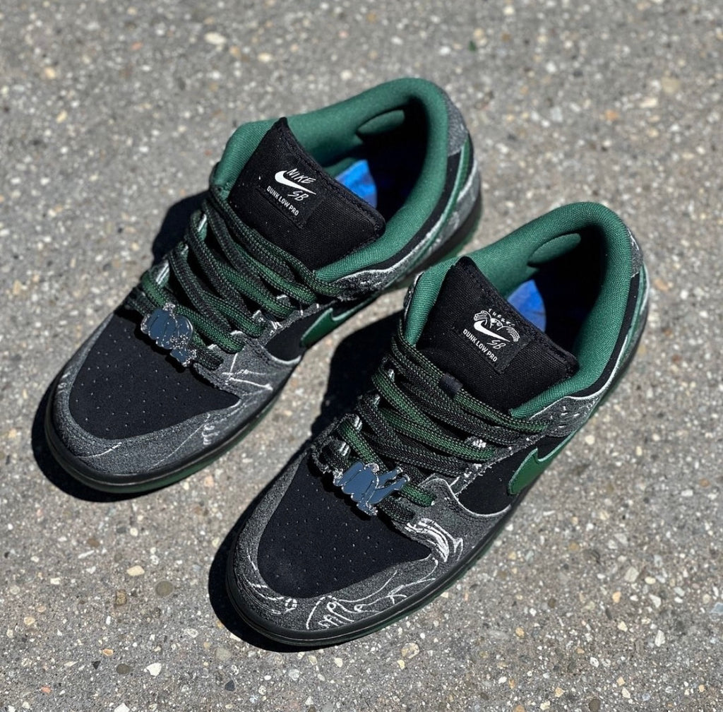 Nike sb x there skateboards dunk low