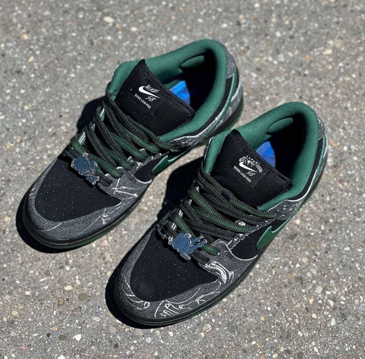 Nike sb x there skateboards dunk low